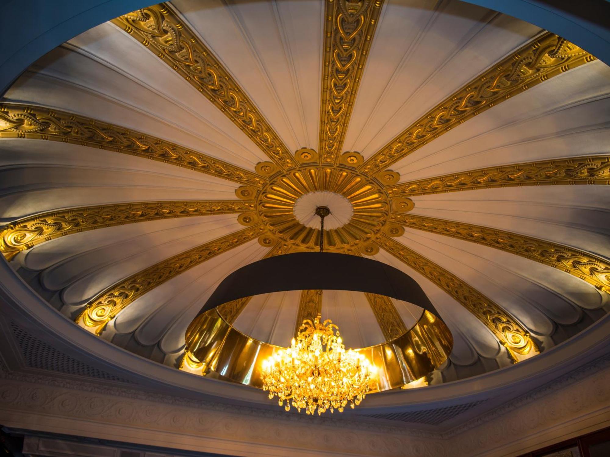 The Royal Toby Hotel Рочдейл Экстерьер фото